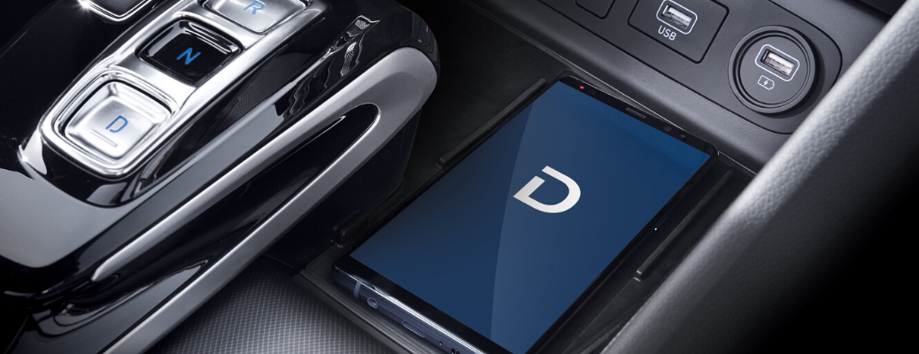 Phone in Hyundai vehicle with Hyundai Digital Key icon on screen