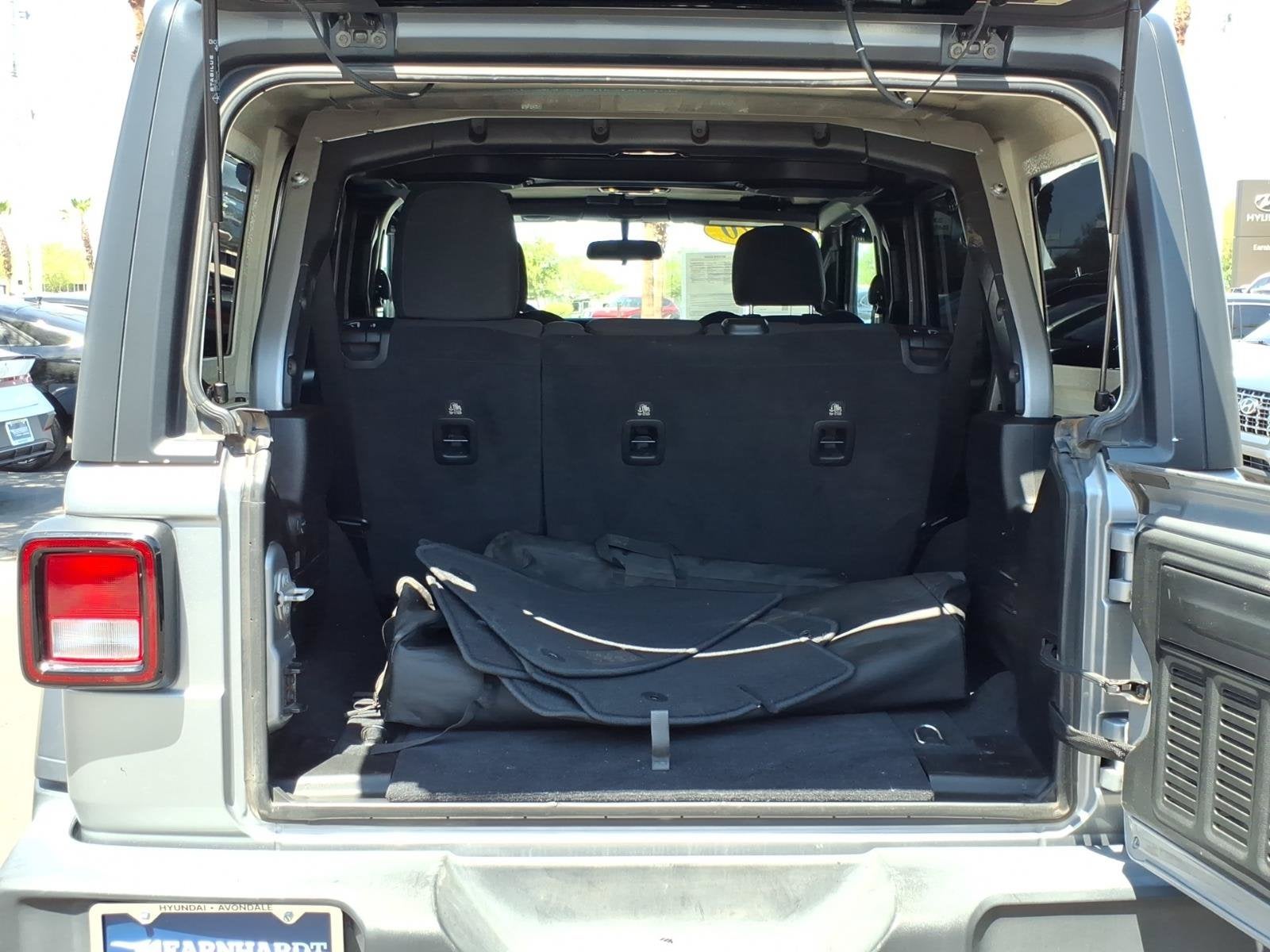 2020 Jeep Wrangler Unlimited Willys**BLACKED OUT!!