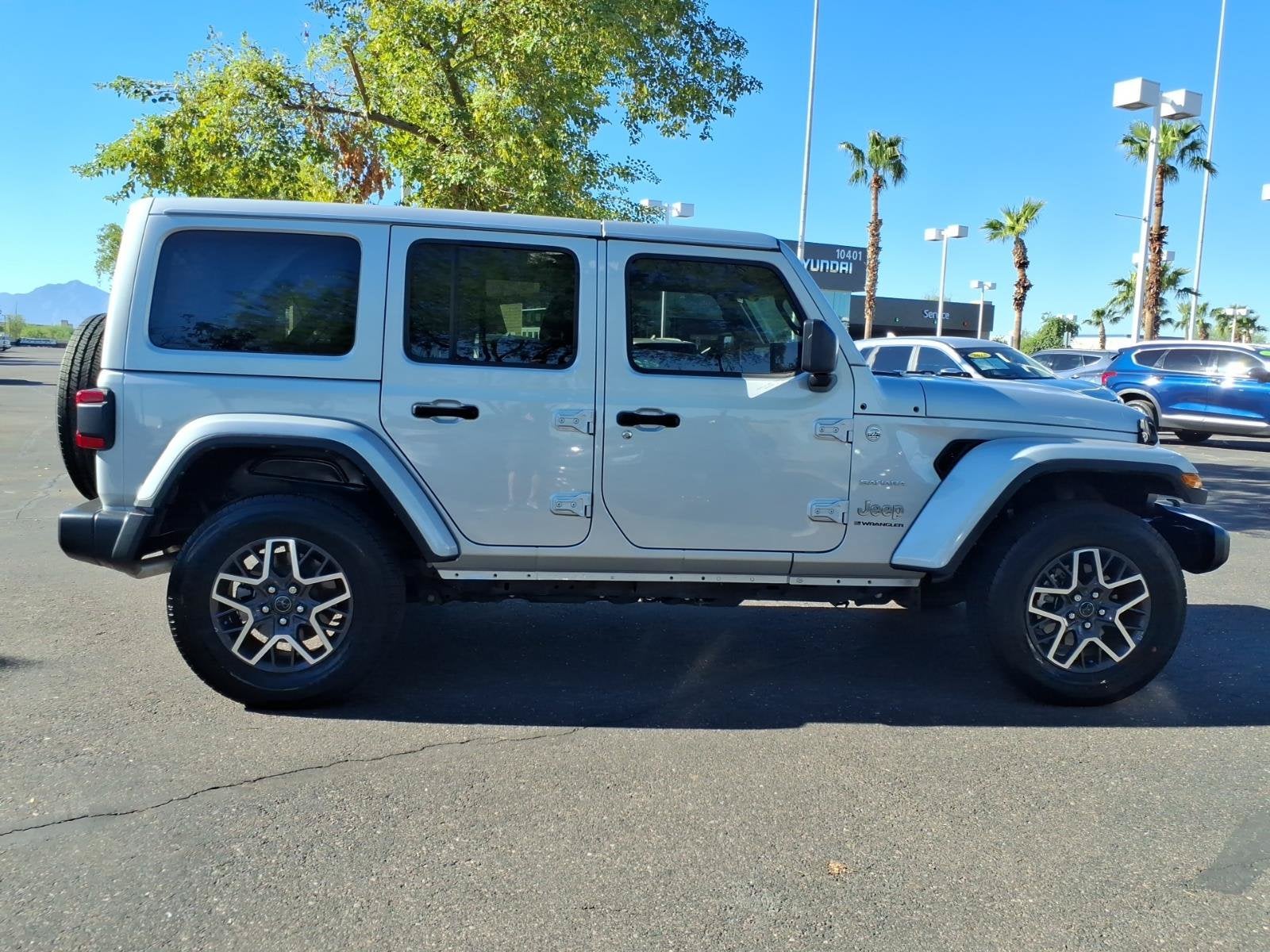 2024 Jeep Wrangler Sahara**1 OWNER CLEAN C/FAX