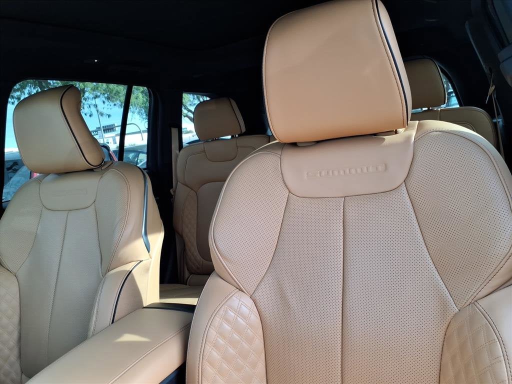 2025 Jeep Grand Cherokee Summit