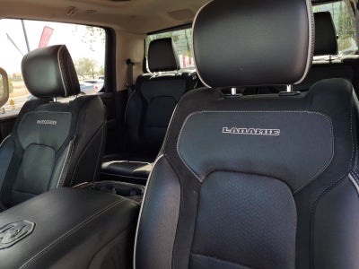 2019 RAM 1500 Laramie***BIG WHEELS AND TIRES!