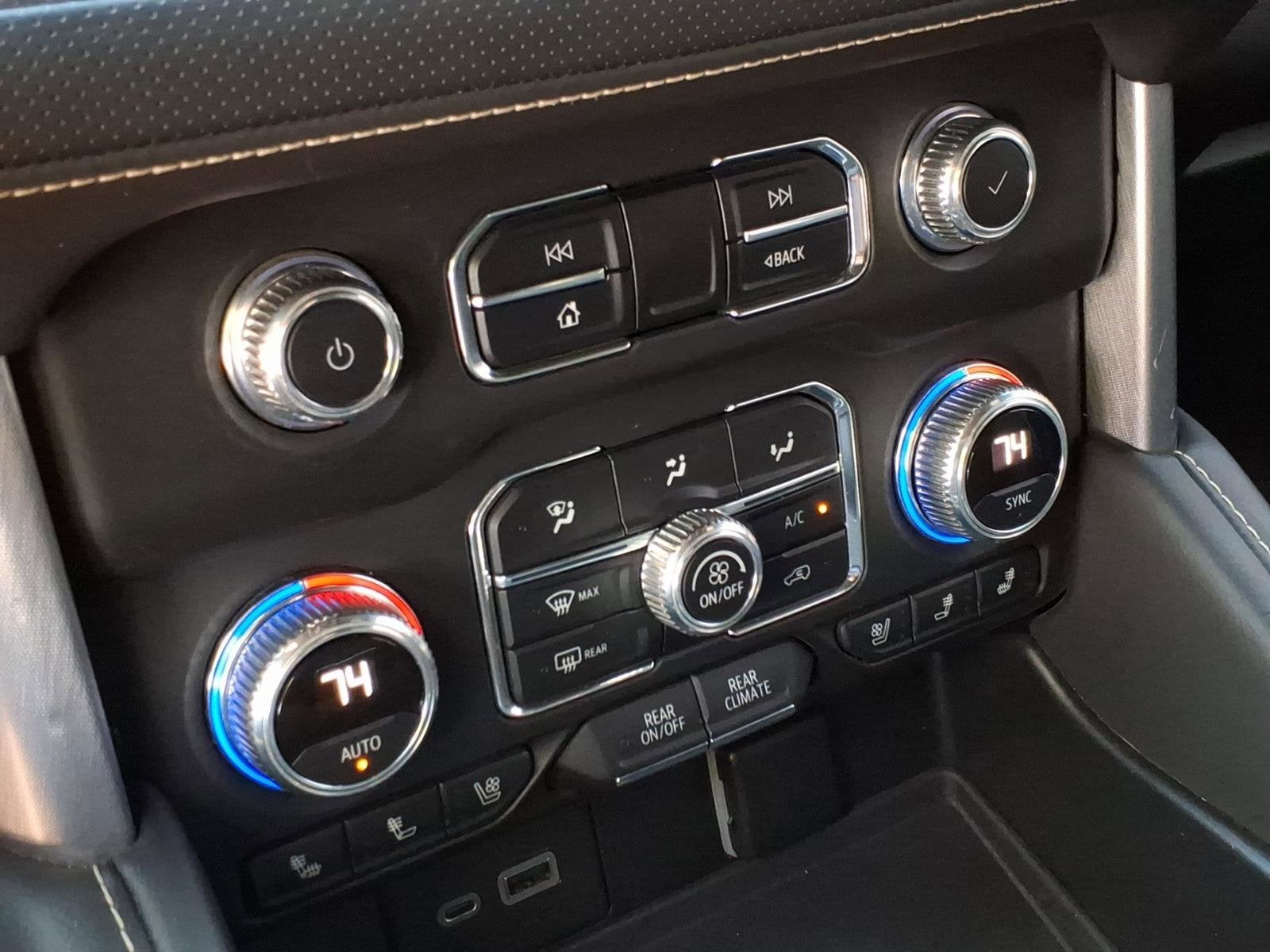 2022 GMC Yukon XL SLT