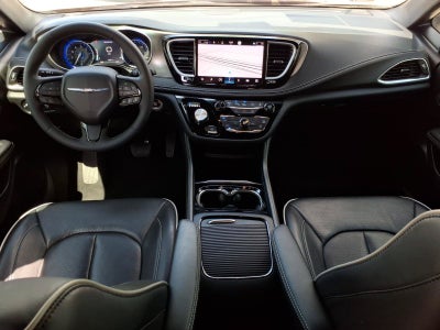 2023 Chrysler Pacifica Limited****LOADED 1 OWNER!!