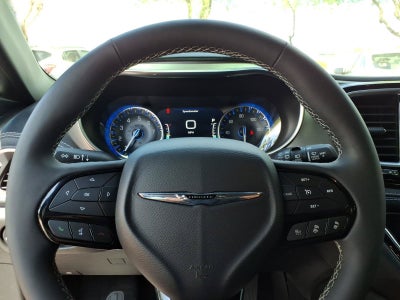 2023 Chrysler Pacifica Limited****LOADED 1 OWNER!!