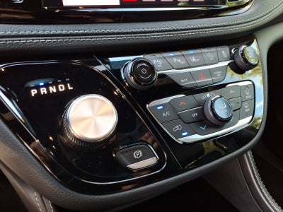 2023 Chrysler Pacifica Limited****LOADED 1 OWNER!!