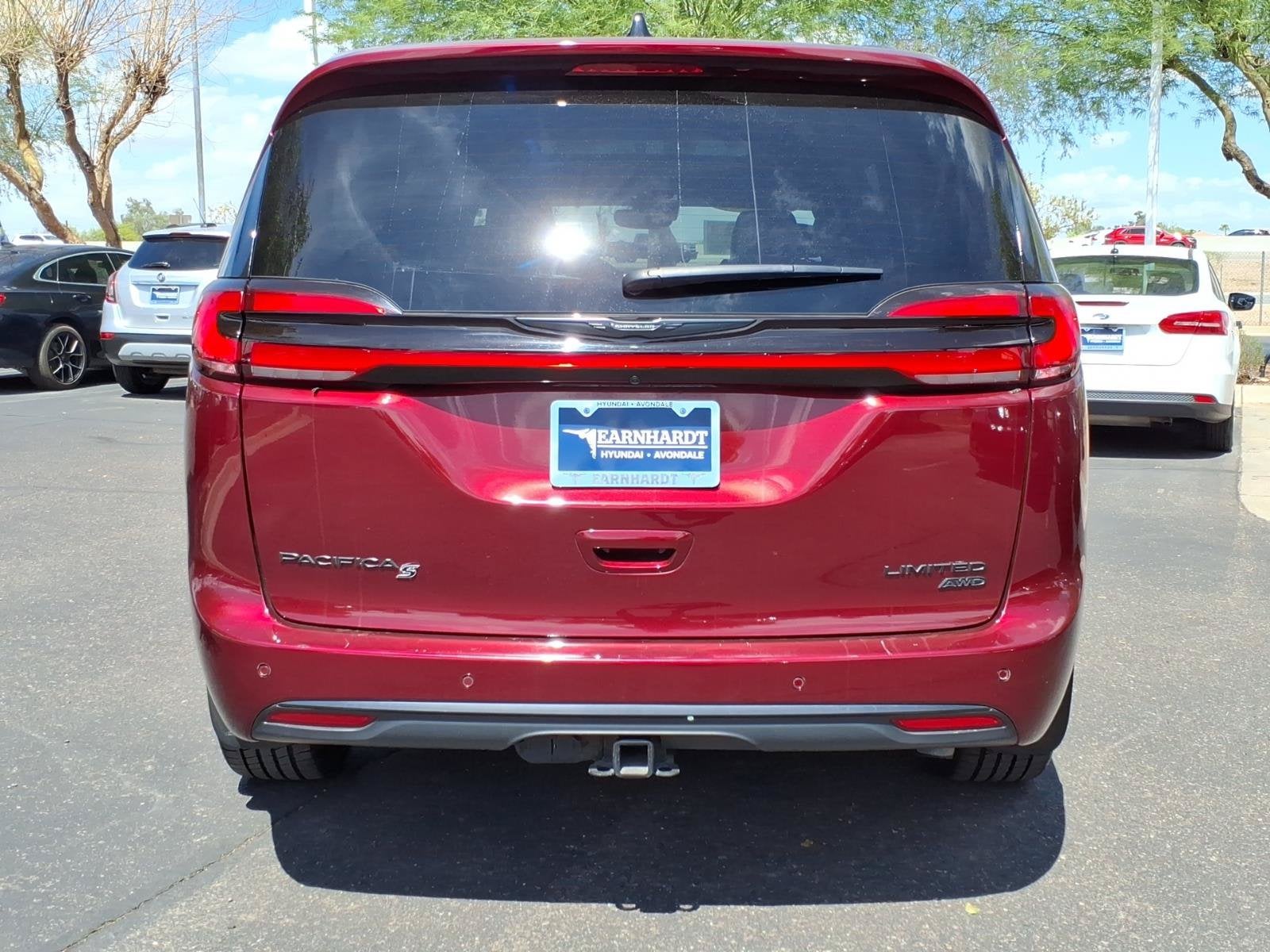2023 Chrysler Pacifica Limited****LOADED 1 OWNER!!