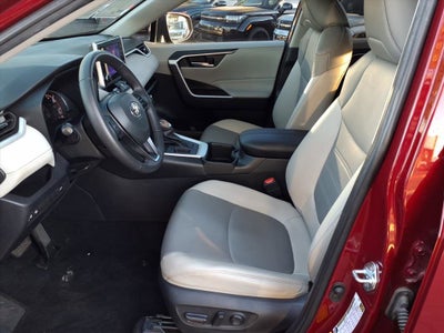 2023 Toyota RAV4 XLE Premium