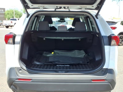 2023 Toyota RAV4 XLE**1 OWNER CLEAN CARFAX!