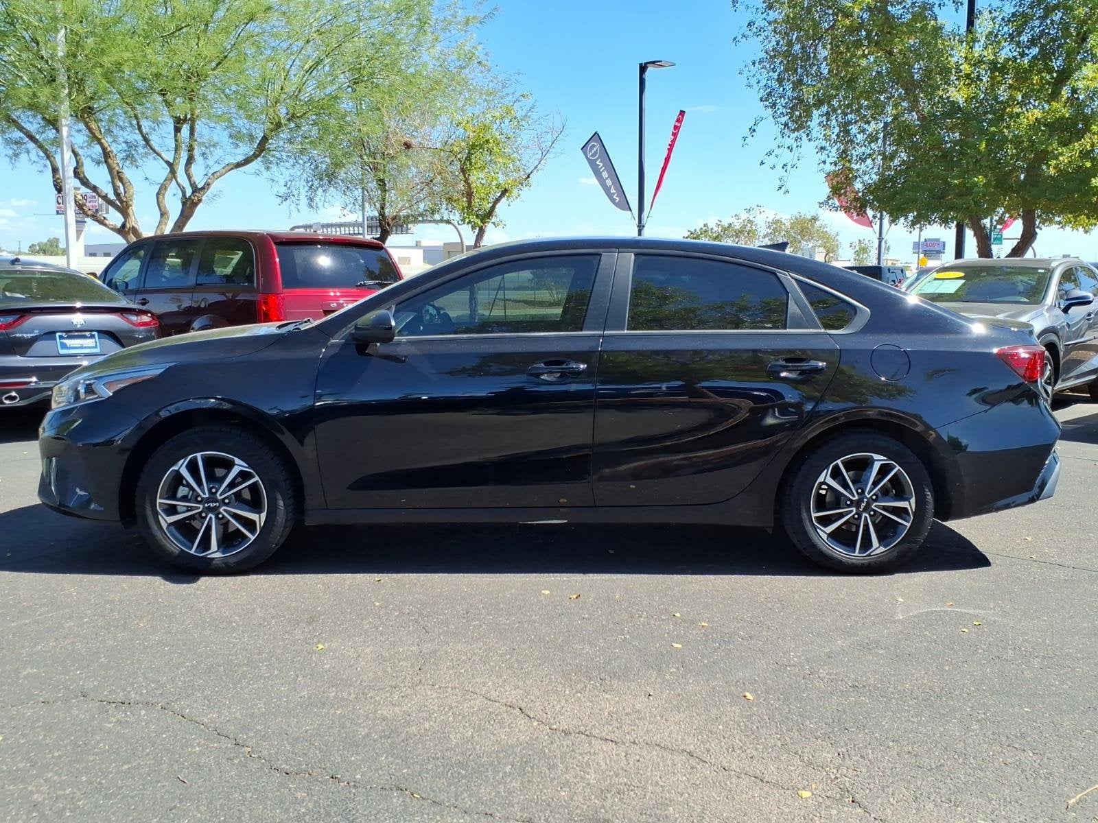 Used 2023 Kia Forte LXS with VIN 3KPF24ADXPE586849 for sale in Tolleson, AZ
