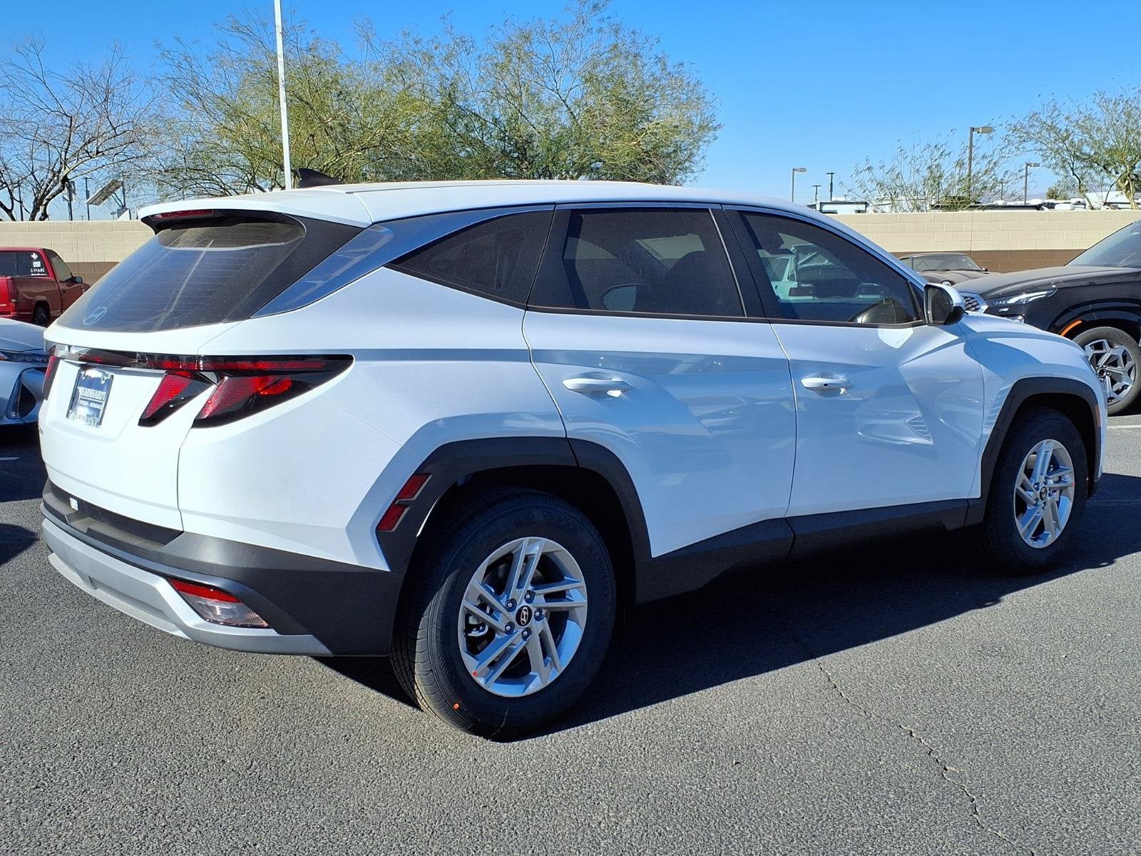 2026 Hyundai TUCSON SE