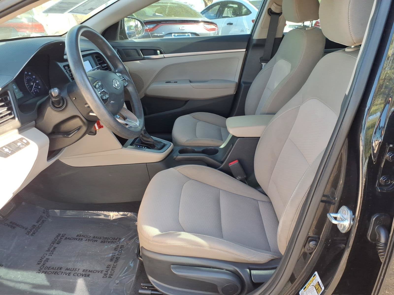 2020 Hyundai ELANTRA SE