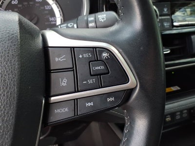 2023 Toyota Highlander Base