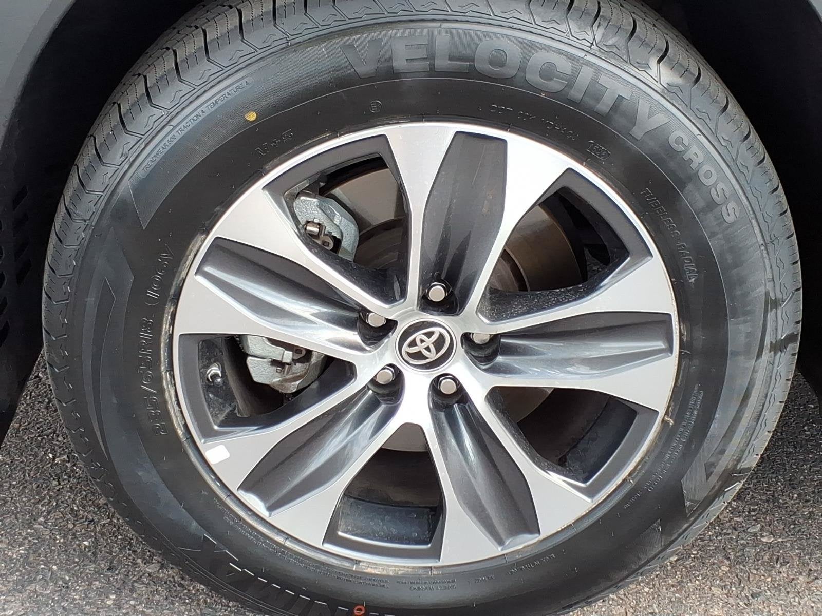 2023 Toyota Highlander Base