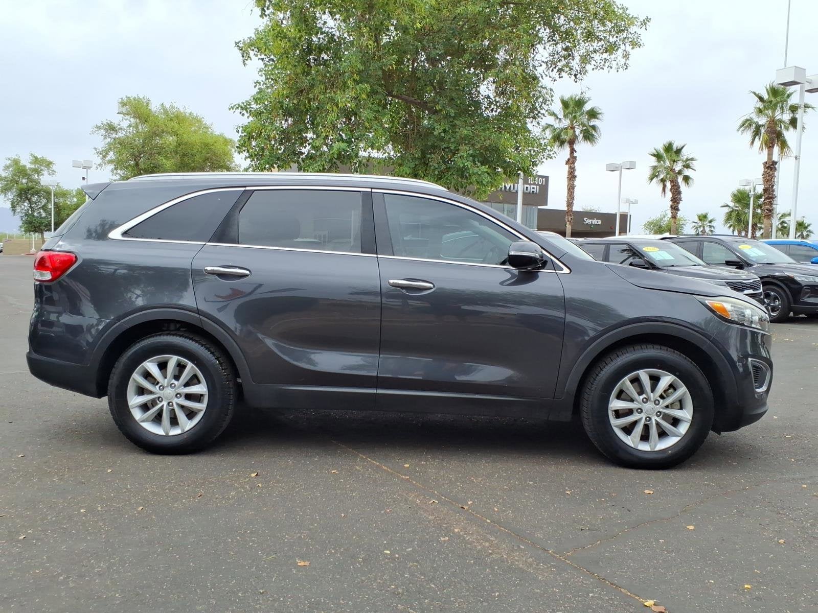 2018 Kia Sorento LX