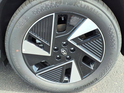 2025 Hyundai IONIQ 5 SE Standard Range