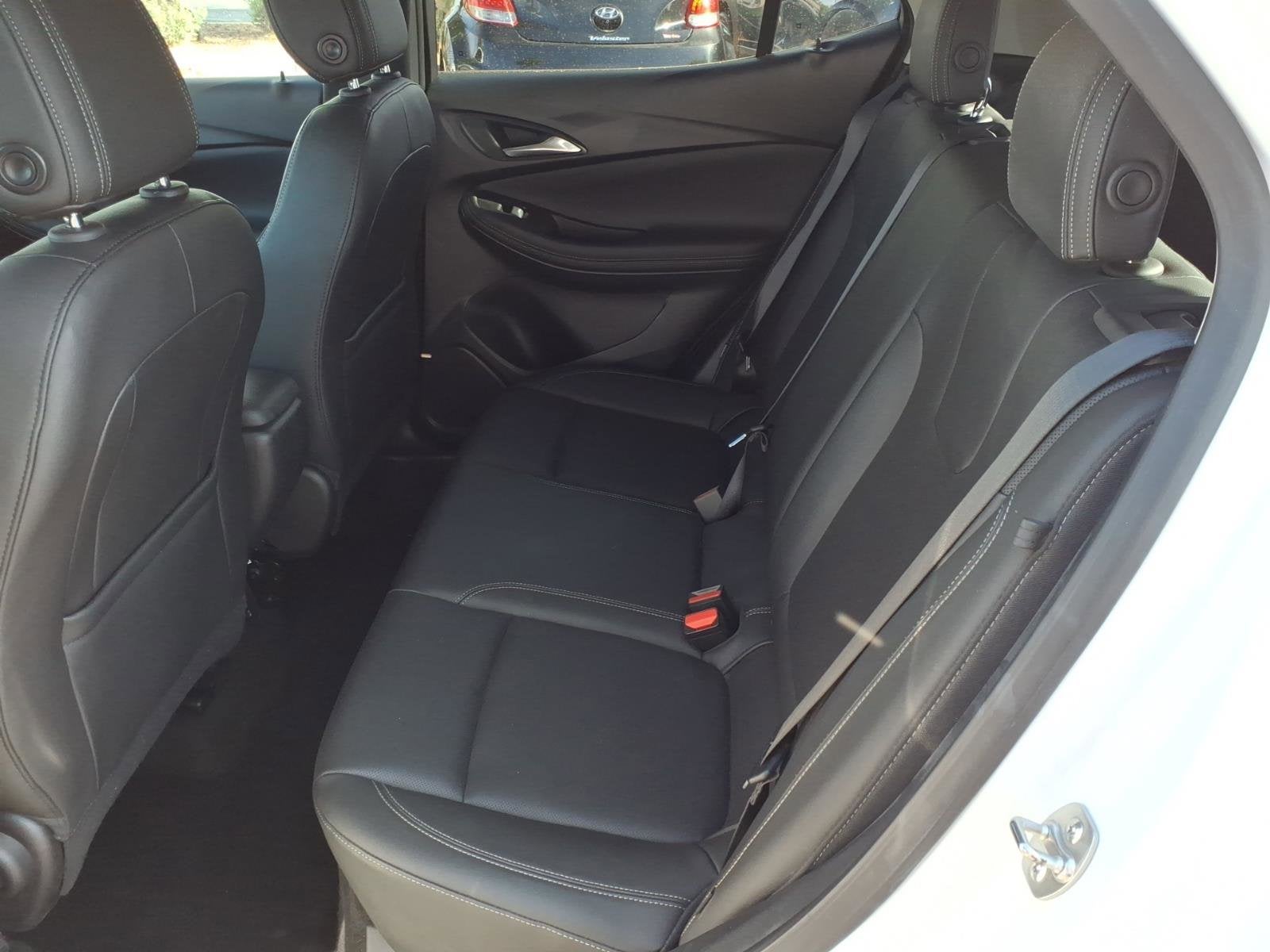 2024 Buick Encore GX Sport Touring**BLACKED OUT!