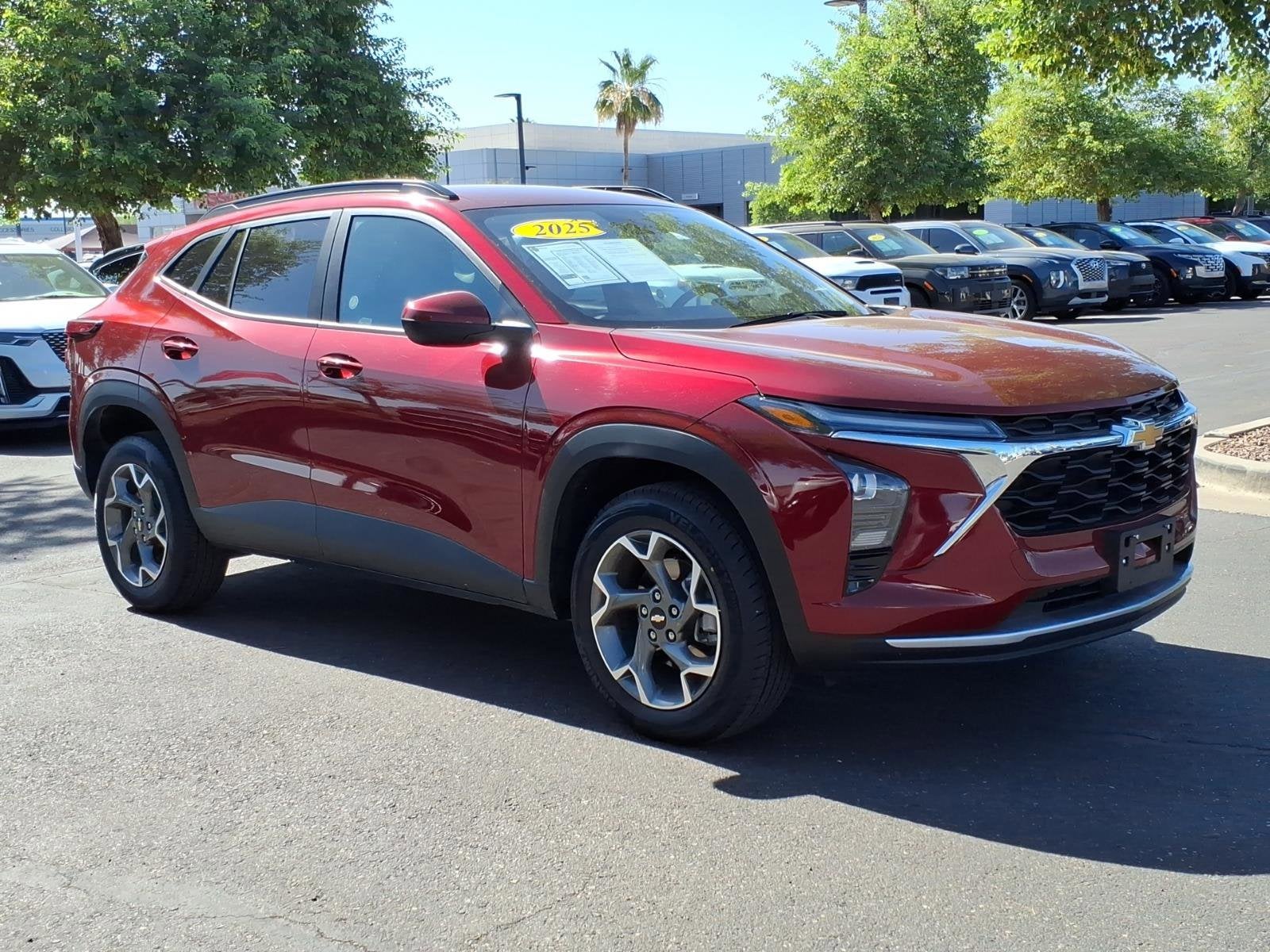 2025 Chevrolet Trax LT