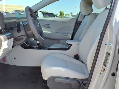 2026 Hyundai KONA SE