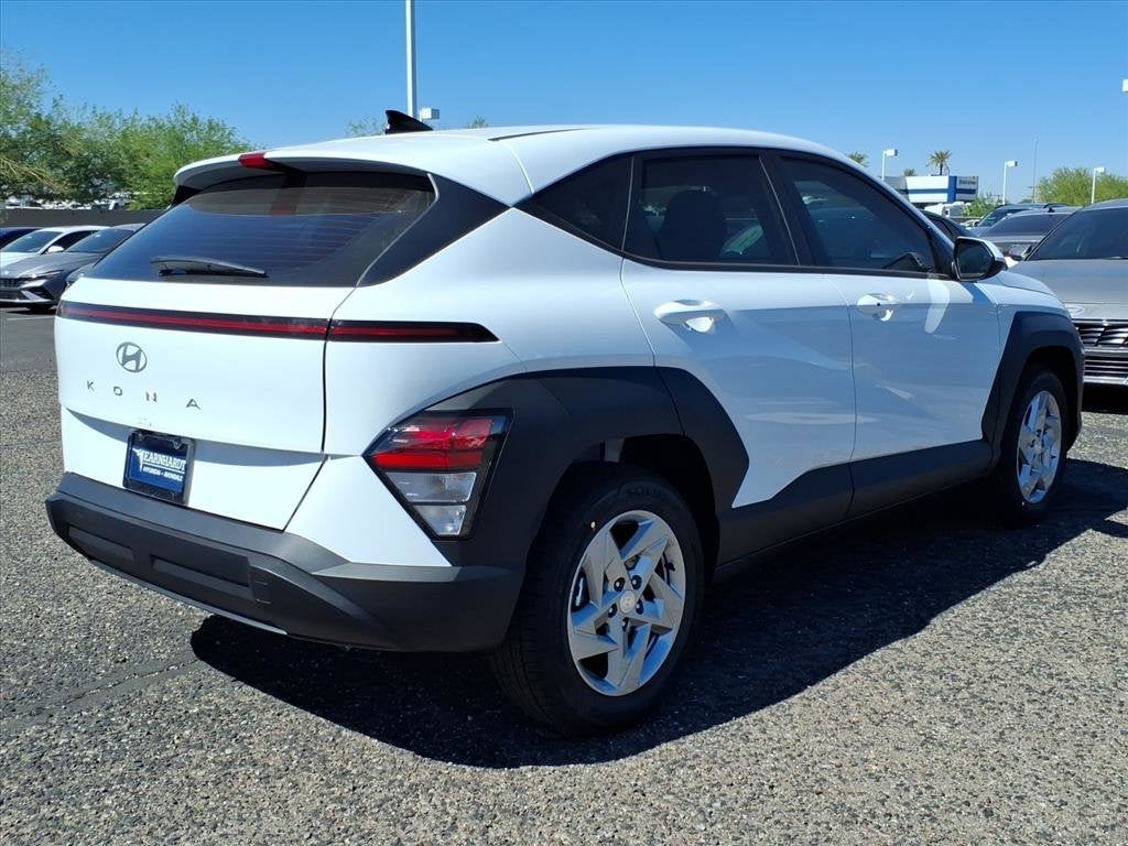 2026 Hyundai KONA SE
