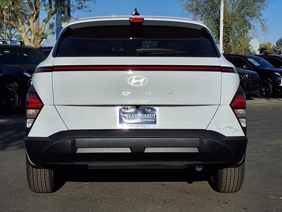 2026 Hyundai KONA SE