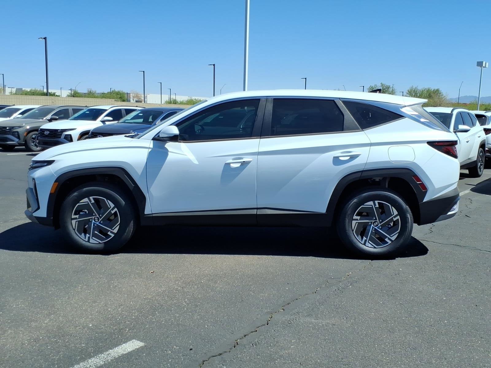 2026 Hyundai TUCSON HYBRID Blue SE