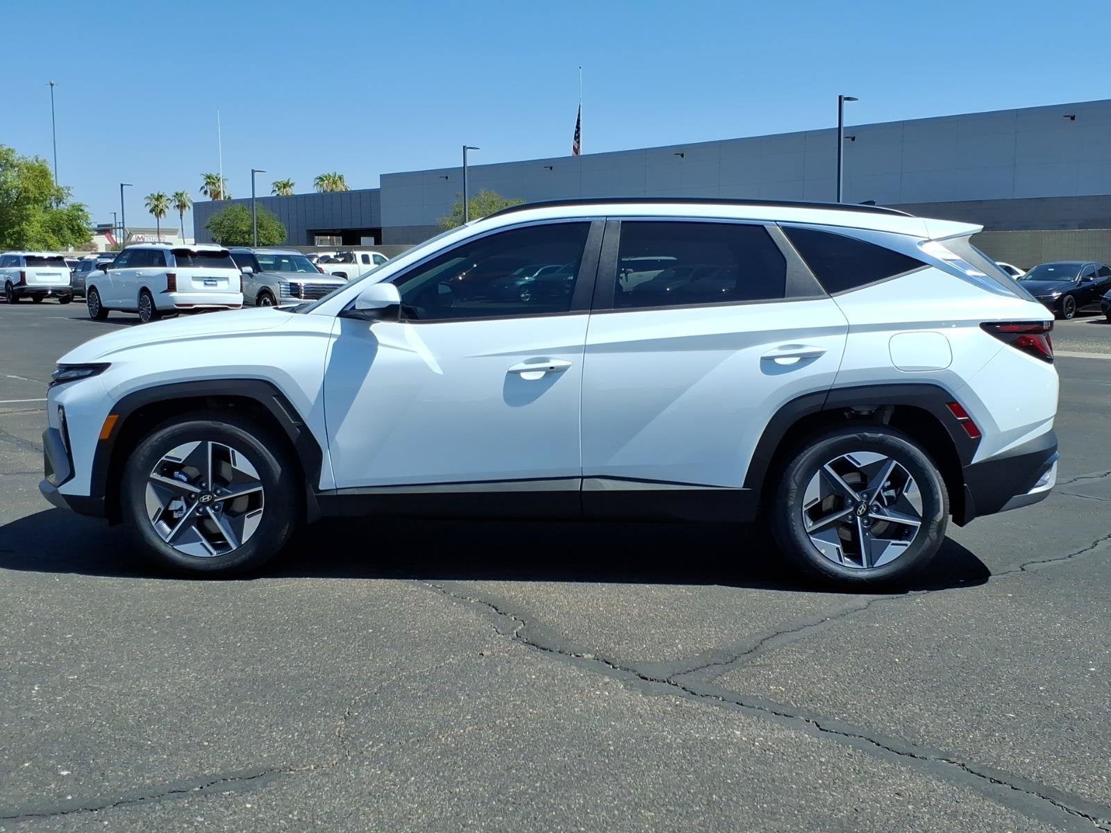 2026 Hyundai TUCSON HYBRID SEL