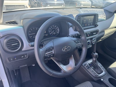 2021 Hyundai KONA SEL Plus