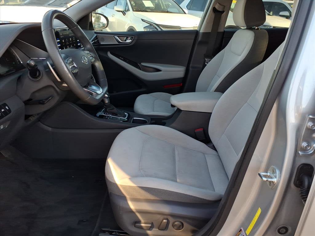 2022 Hyundai IONIQ HYBRID SEL