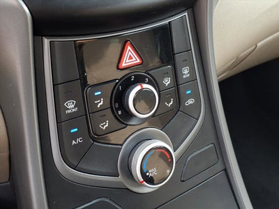 2014 Hyundai ELANTRA SE