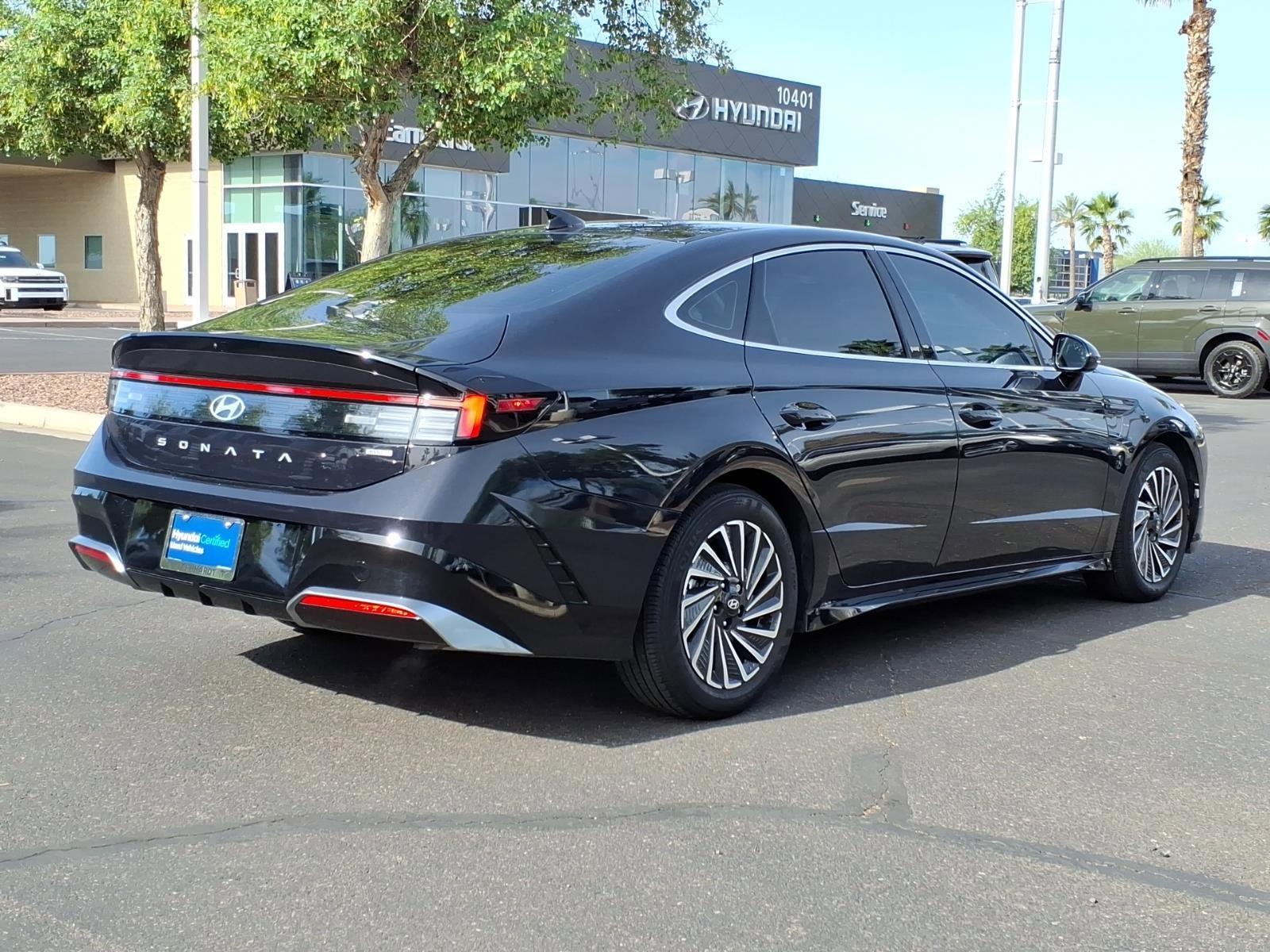 2025 Hyundai SONATA HYBRID SEL
