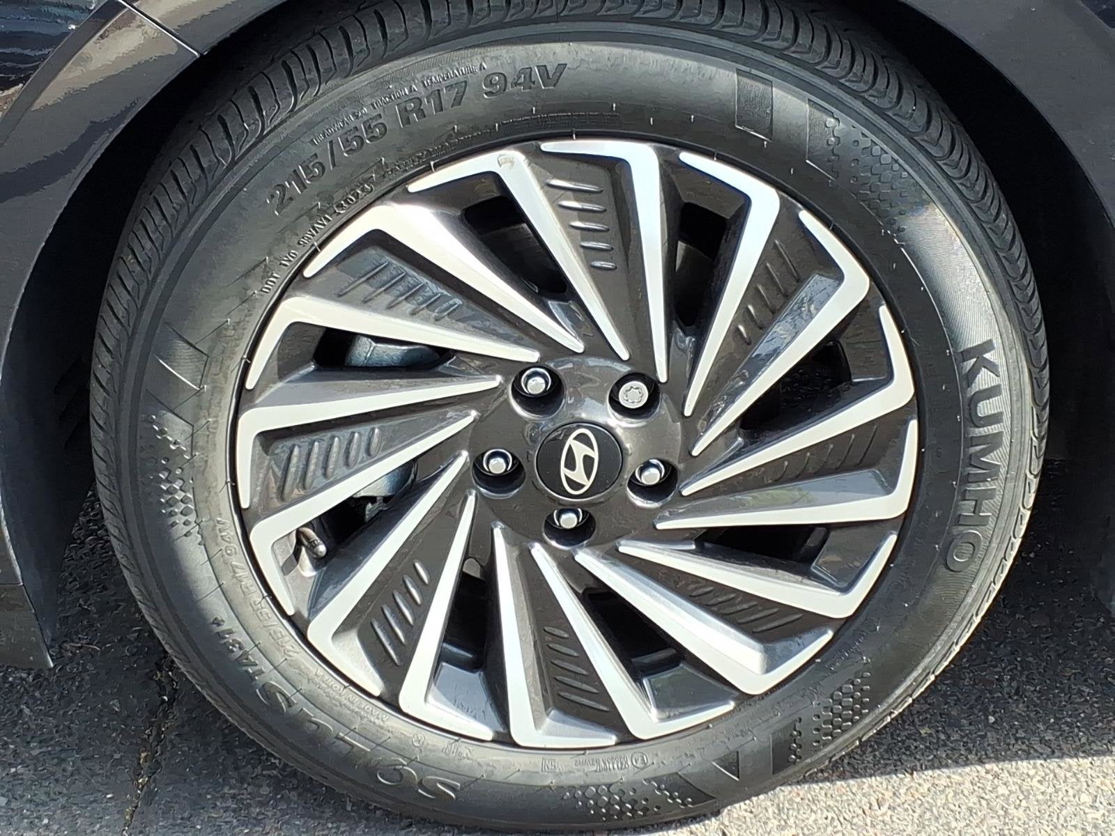 2025 Hyundai SONATA HYBRID SEL