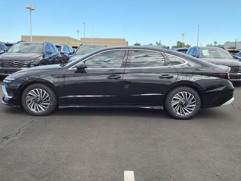 2025 Hyundai SONATA HYBRID Limited