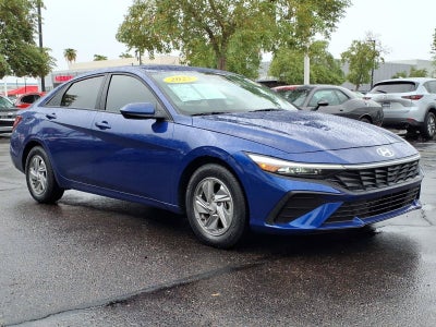 2025 Hyundai ELANTRA SE