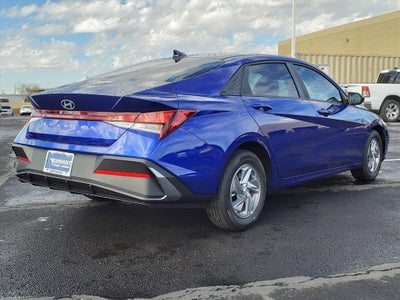2026 Hyundai ELANTRA SE