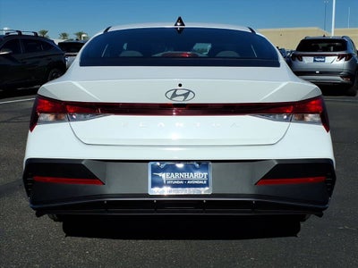 2026 Hyundai ELANTRA SE