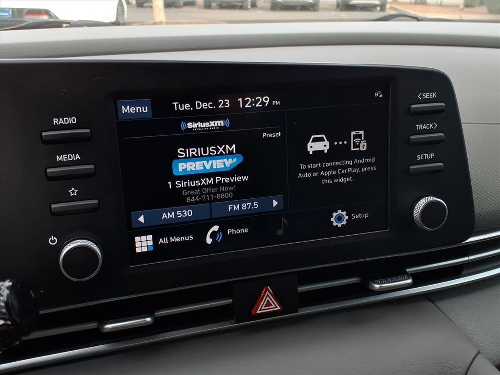 2023 Hyundai ELANTRA SEL