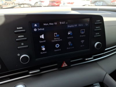 2022 Hyundai ELANTRA SEL