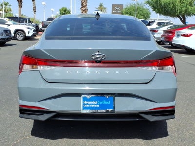 2022 Hyundai ELANTRA SEL