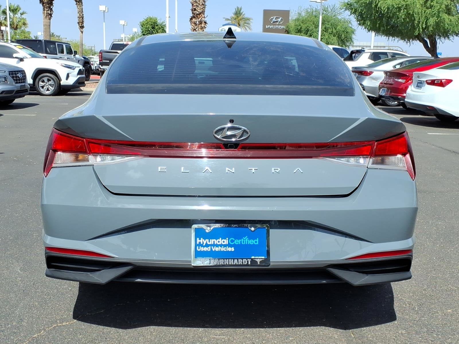 2022 Hyundai ELANTRA SEL