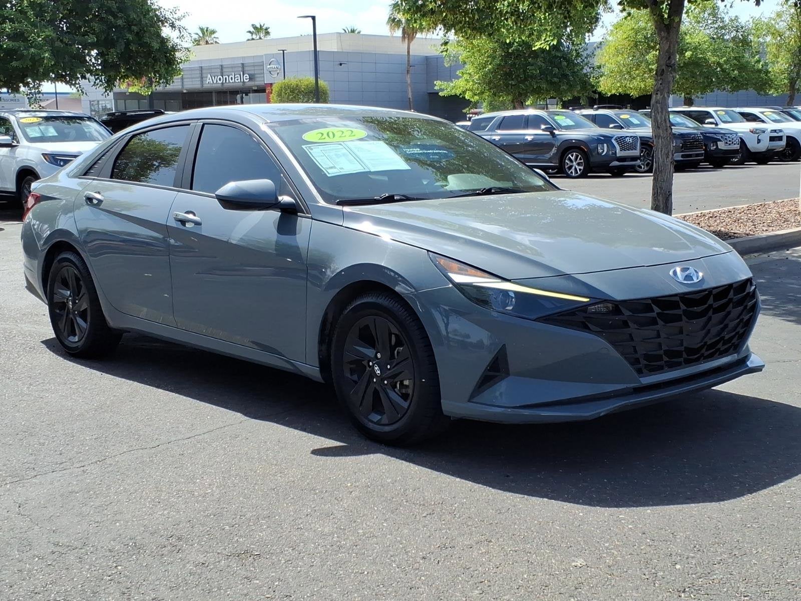 2022 Hyundai ELANTRA SEL
