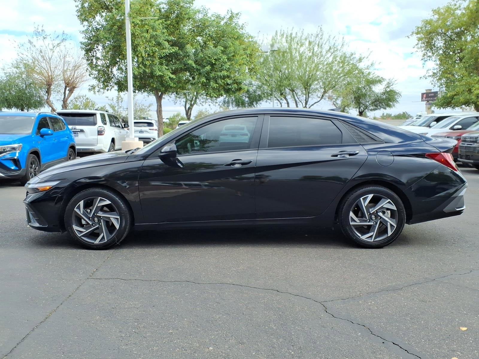 2025 Hyundai ELANTRA SEL Sport