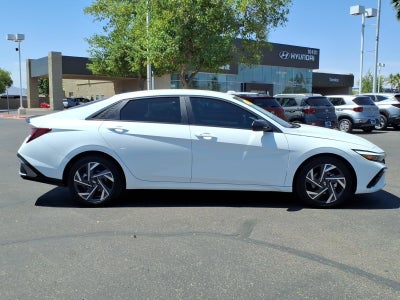 2025 Hyundai ELANTRA SEL Sport