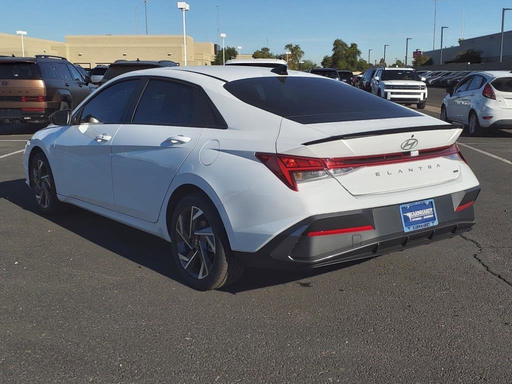 2025 Hyundai ELANTRA HYBRID SEL Sport