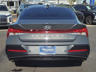 2025 Hyundai ELANTRA HYBRID Limited