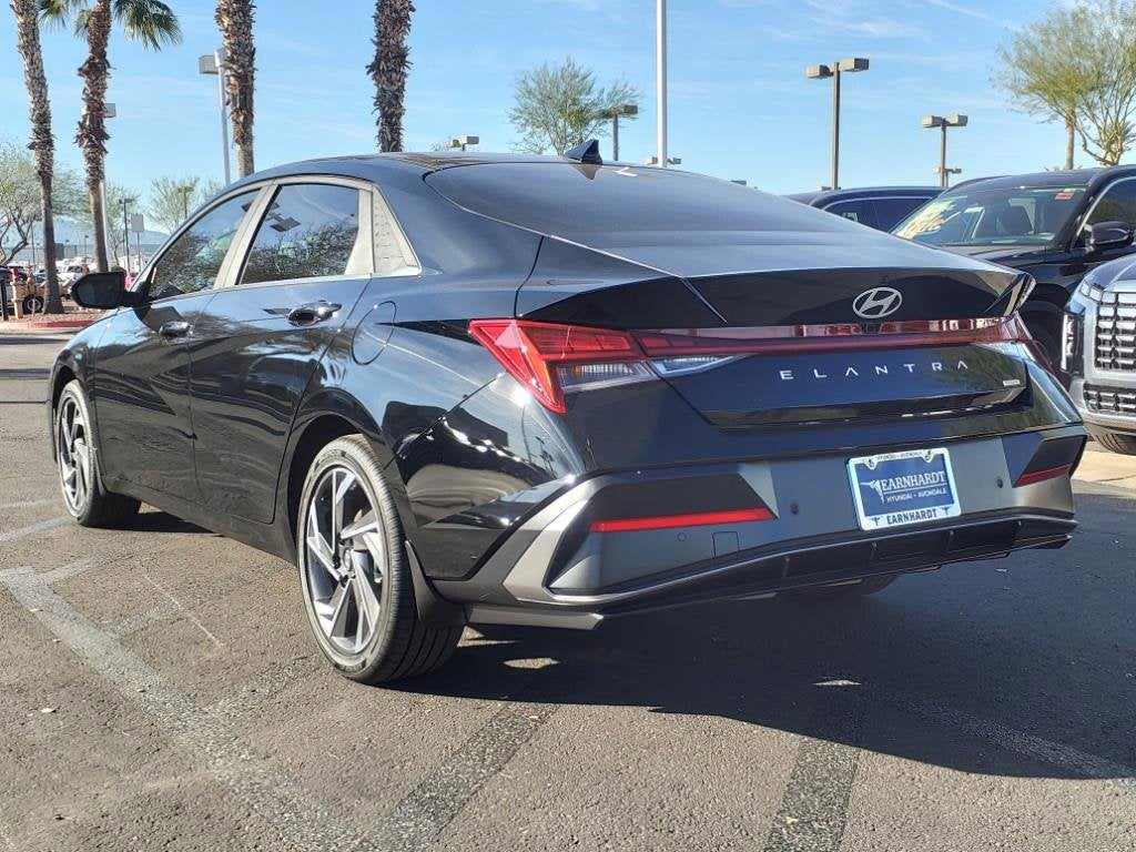 2025 Hyundai ELANTRA HYBRID Limited