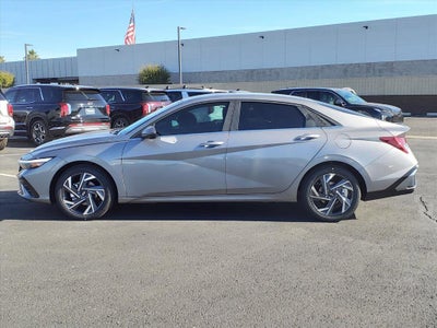 2025 Hyundai ELANTRA Limited