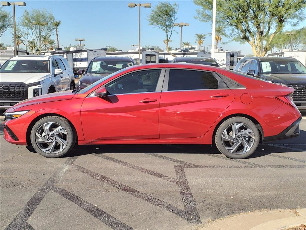 2025 Hyundai ELANTRA Limited