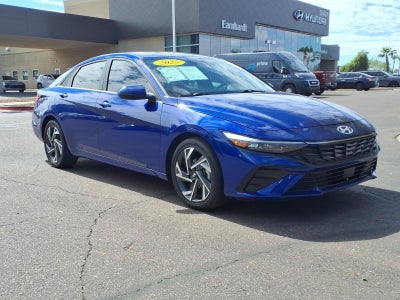 2025 Hyundai ELANTRA Limited