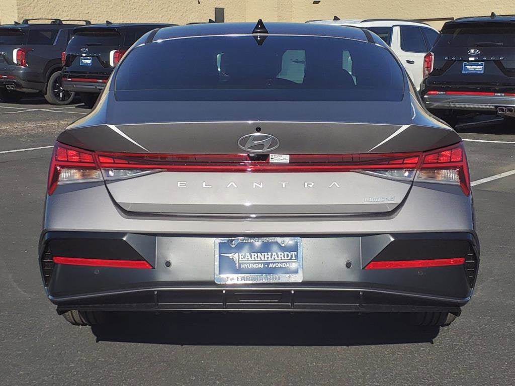 2025 Hyundai ELANTRA Limited