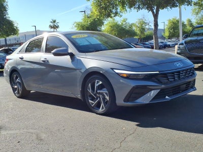2025 Hyundai ELANTRA Limited